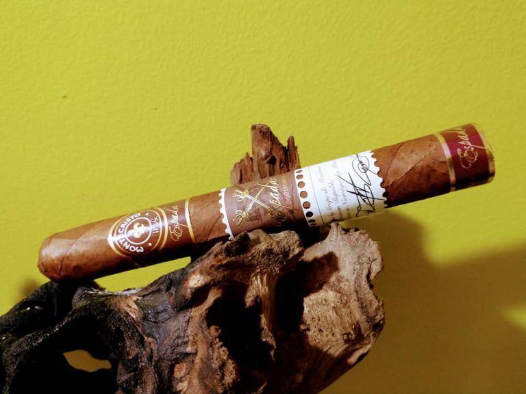 054 - Montecristo Espada