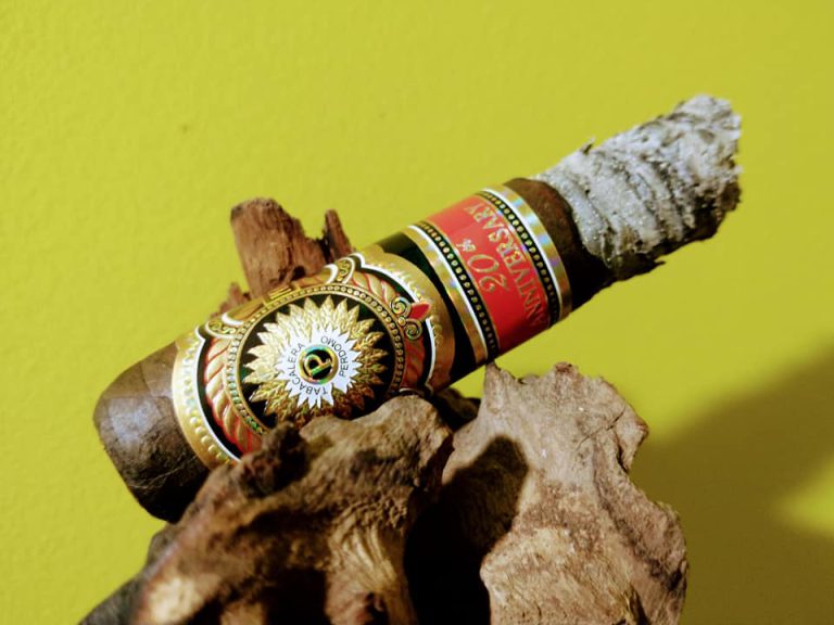 094 - Perdomo 20th Anniversary Maduro