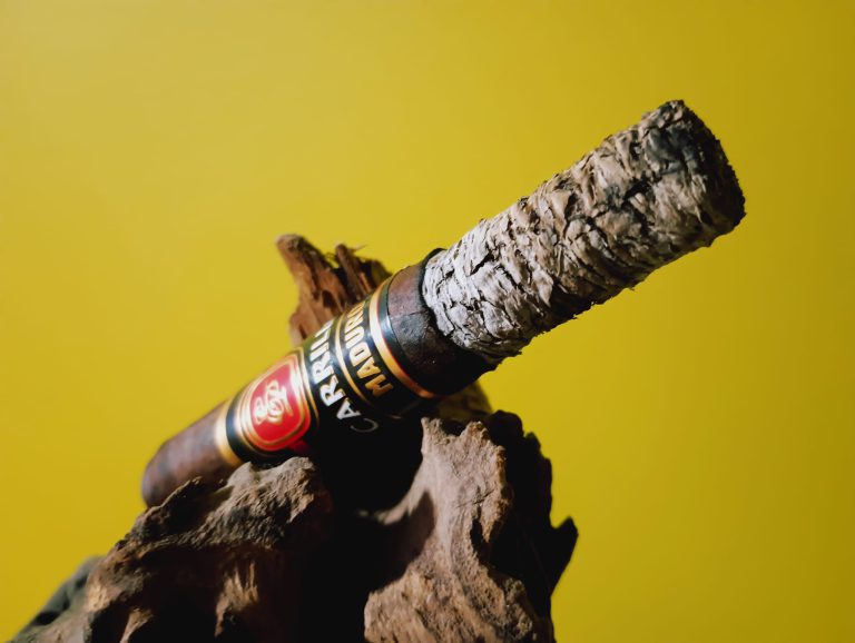 180 - EP Carrillo Essence Maduro
