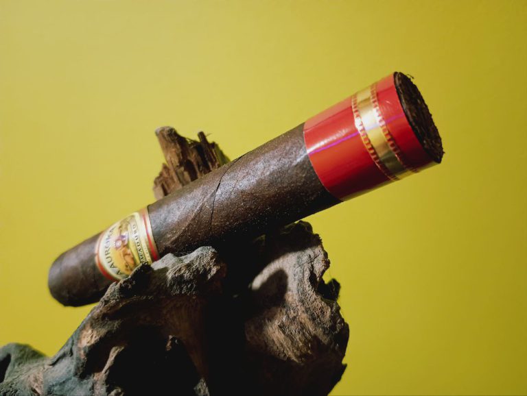 194 - La Aurora Preferidos Maduro