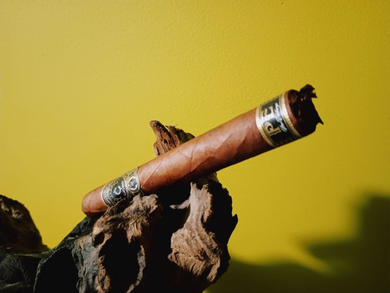 198 - Camacho Pre-Embargo Corojo