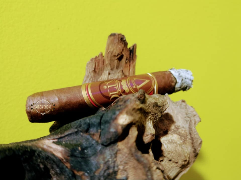 007 - Oliva V Lancero