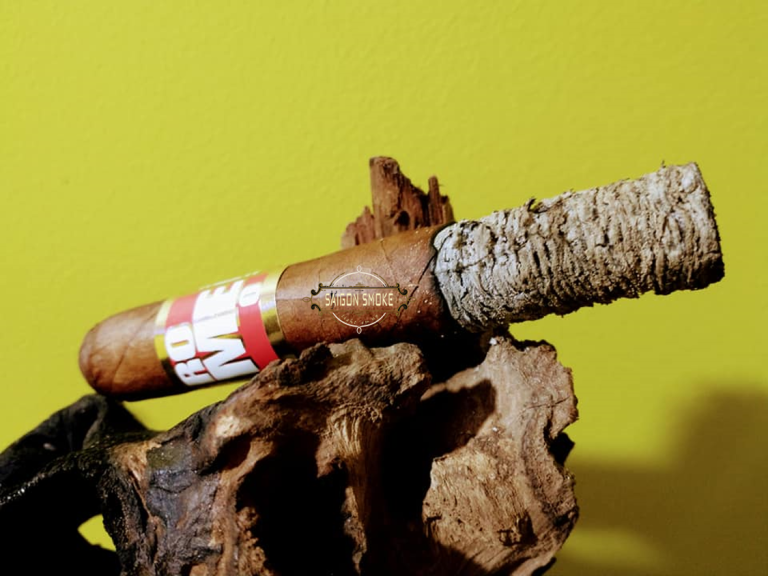 016 - Romeo by Romeo y Julieta