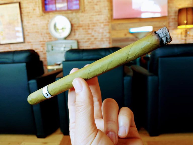 098 - Illusione Candela HL Lancero