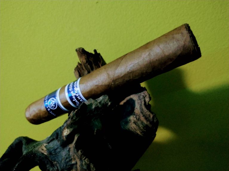 143 - Rocky Patel Vintage 2003 Cameroon