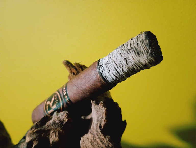208 - Rojas Cigars Unfinished Business