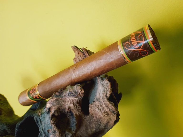 217 - H. Upmann Legacy Ecuador Sumatra 90rated